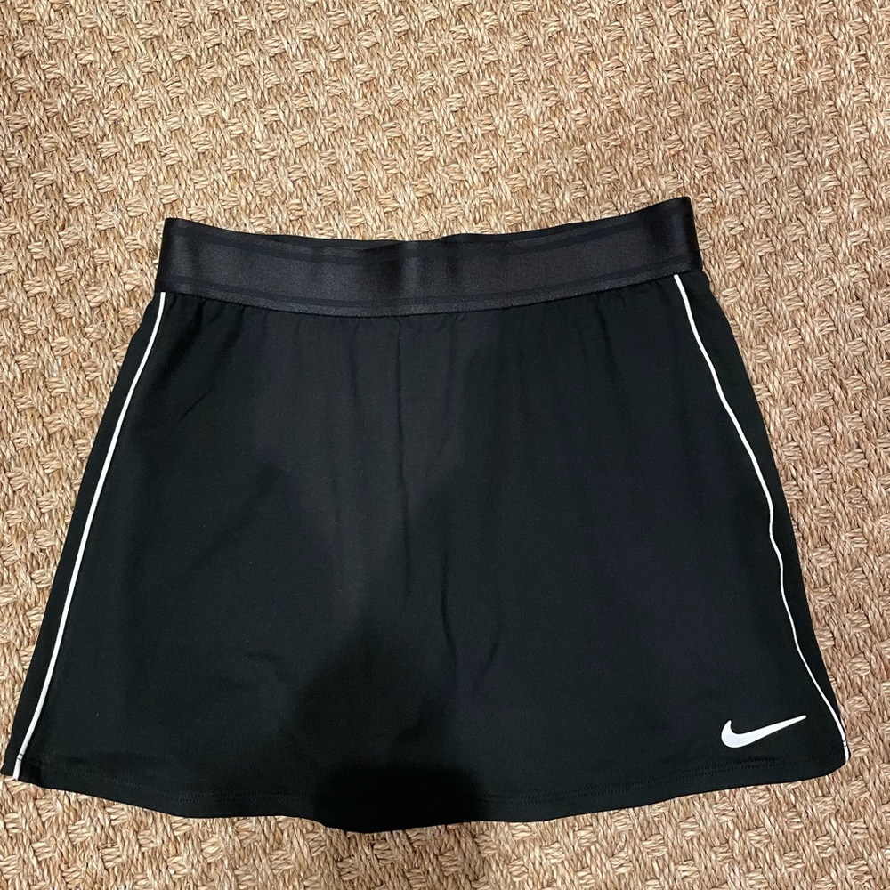 Athletic tennis skirt